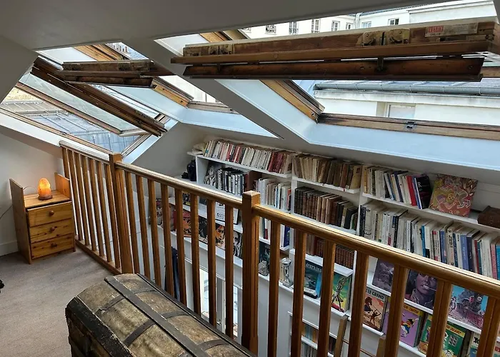 Duplex, Place De La Bastille, 11eme Arrondissement Paris