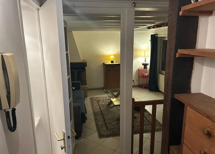 Apartment Duplex, Place De La Bastille, 11eme Arrondissement *